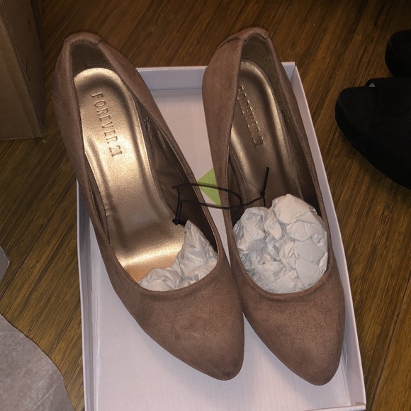 Nude Camel Taupe Pointy Almond Toe Single Sole Wedge Pump 8 - Picture 3 of 3